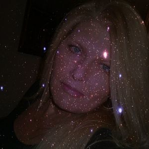 Meet your Posher, Joy